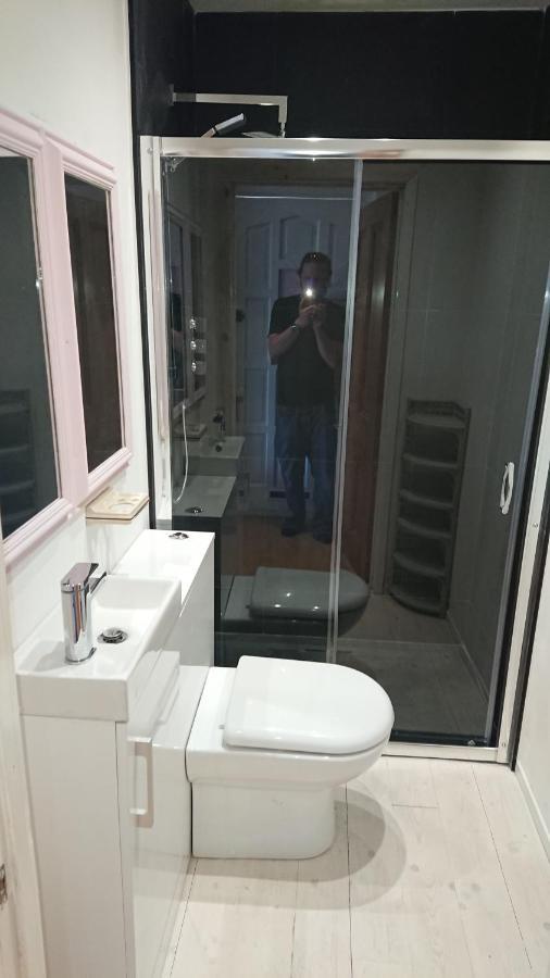 New Quay Surf Lookout - King Size En-Suite With Sea Views מראה חיצוני תמונה
